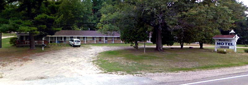 Parkview Motel - Sign Still Up In 2015